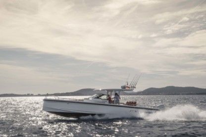 Alquiler Lancha Axopar 37 T-Top Empuriabrava