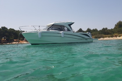 NEW Beneteau Antares 8 OB
