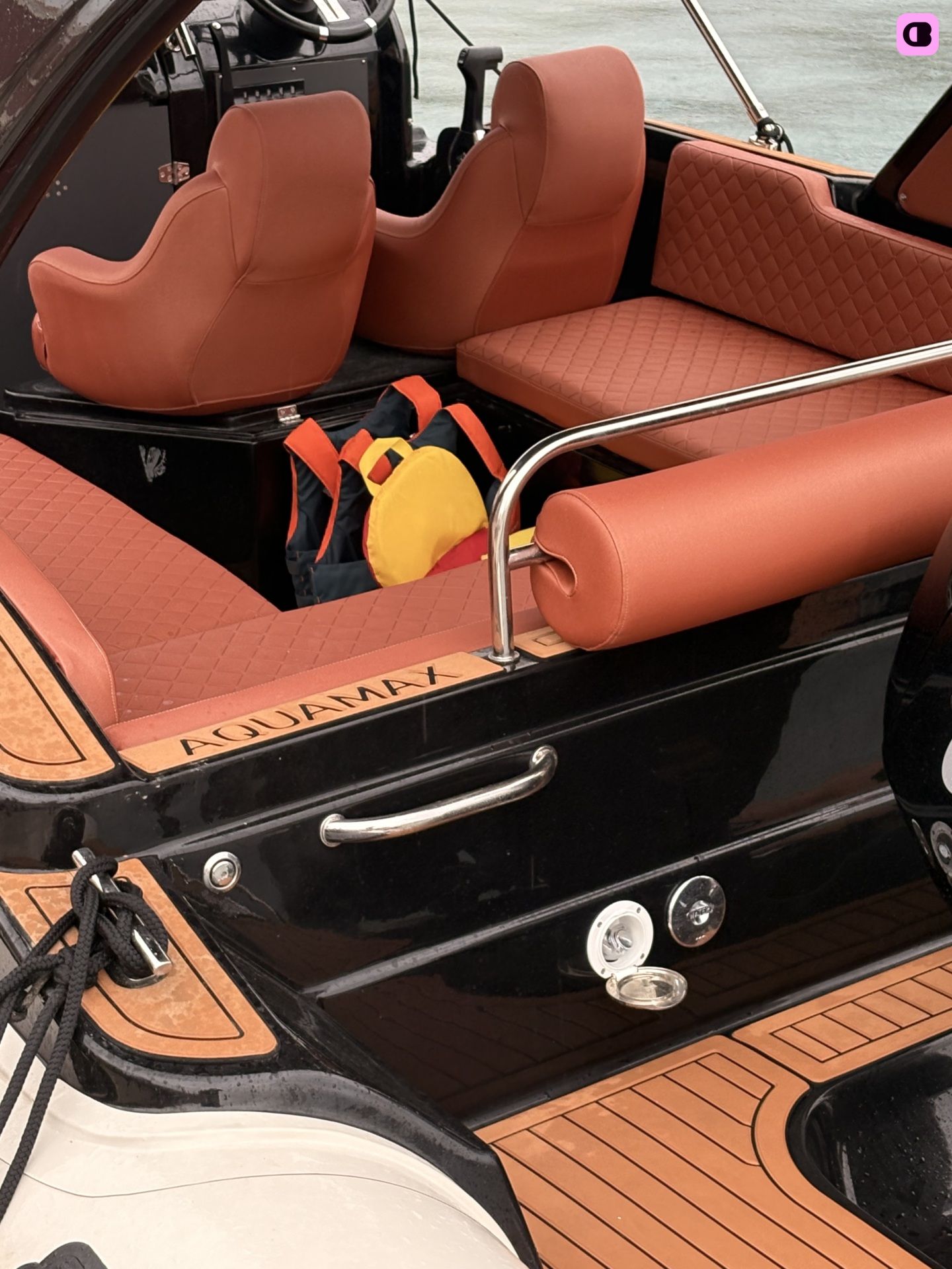 Bateau à moteur Aquamax 23 200cv 2