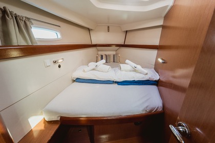 Verhuur Zeilboot  Oceanis 46 Kavala