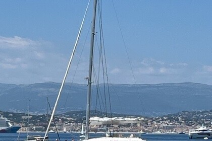 Location Catamaran Lagoon Lagoon 560 Hyères