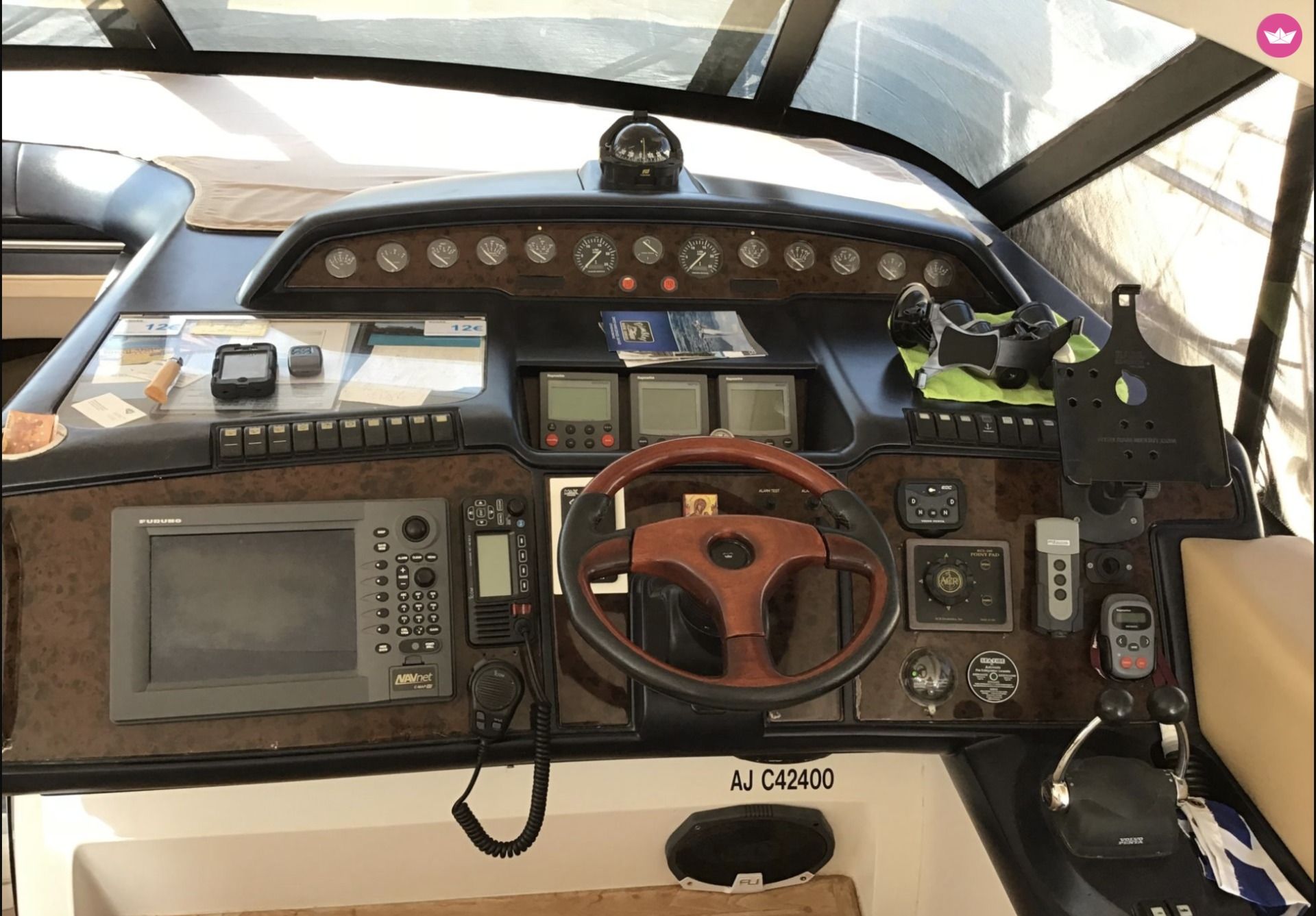 Bateau à moteur Princess V58 à louer