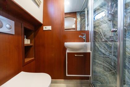 Fethiye Luxury Boat : Unwind in Paradise, Lunch Included