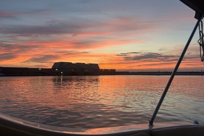 Barca a motore - Mano marine "Divina"