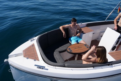 Maxima 640 (Licencia de navegación) NEW 2024-10PAX