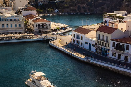 Motor yacht Ferreti 52 Altura