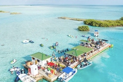 LUXURY 42 FLY BAVARIA YACHT