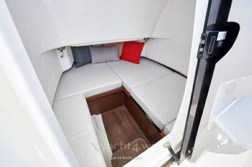 Motorboat Jeanneau Cap Camarat 7.5 CC série 3 Planta da embarcação