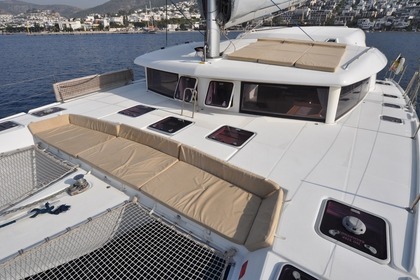 Catamaran Lagoon 421 12.61m.