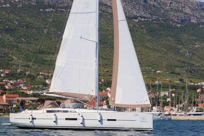 Charter Sailboat DUFOUR 460 Grand Large Kaštel Gomilica