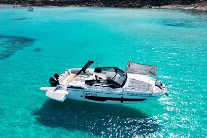 Charter Motorboat Karnic CS 10 Poli Crysochous