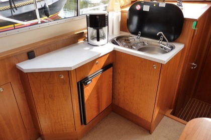 Νοικιάστε αυτό Concordia 85 AC σκά