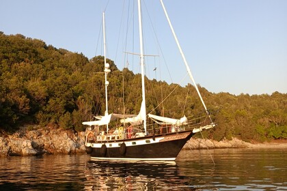 Charter Sailboat Formosa 47 Greece