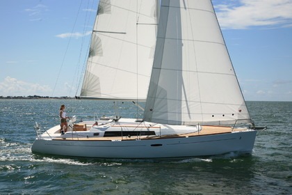 Charter Sailboat  Oceanis 37 /3cab Kos