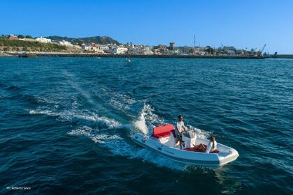 Noleggio Gommone Motonautica vesuviana modello 18 Mv 18 Forio