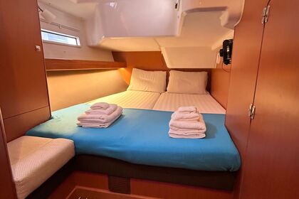 Rental Sailboat Bavaria Cruiser 51 Athens