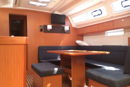 Charter Sailboat Bavaria Cruiser 46 Trogir