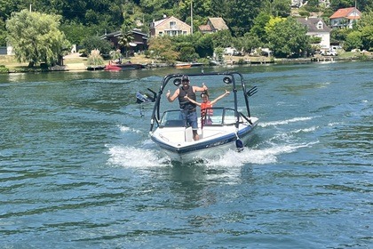 SANGER DLX 20 avec moteur MerCruiser 315 chevaux