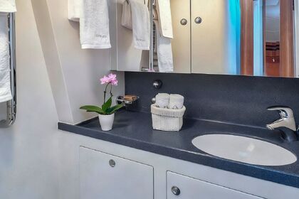 90ft Centreboard Sloop DARK STAR OF LONDON