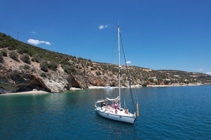Rental Sailboat Jeanneau Sun Dance 36 Nafplio Harbor
