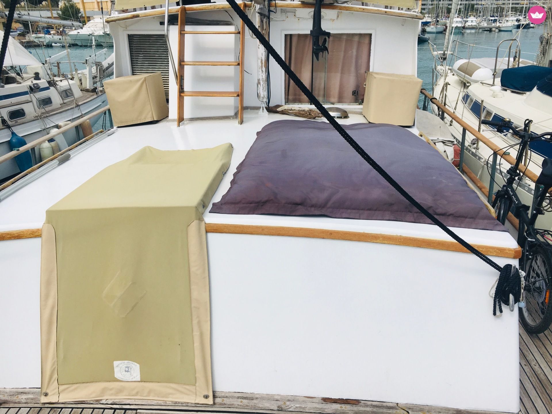 American Marine Grand Banks 42 Classic à Antibes à louer