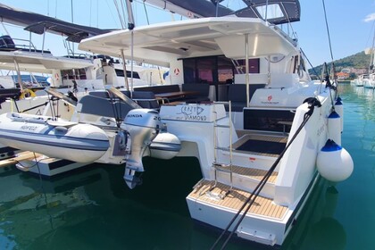 Charter Catamaran Fountaine Pajot Fountaine Pajot Astrea 42 - 4 + 1 cab. Trogir