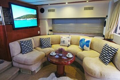 Fairline Squadron 65