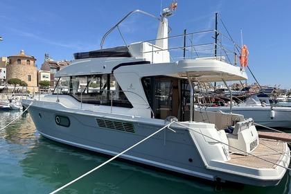 Hire Motorboat Beneteau Swift Trawler 41 Fly Cambrils