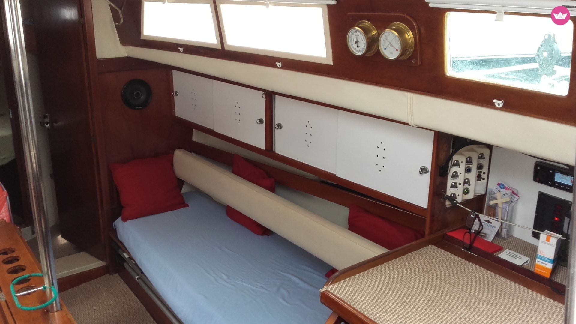 Sailboat Amel 11 Mètres for hire