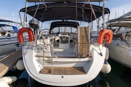 Sailboat Sun Odyssey 44i