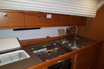 Bavaria Cruiser 41 2015