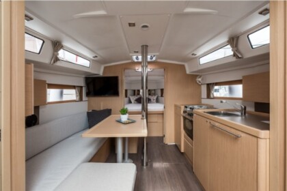 Rental Sailboat Beneteau Oceanis 38.1 Dubrovnik