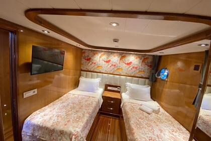 Luxury custom built ketch gulet with a capacity of 10 people