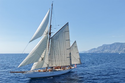 Noleggio Barca a vela Summers & Payne Gaff Ketch Arechi