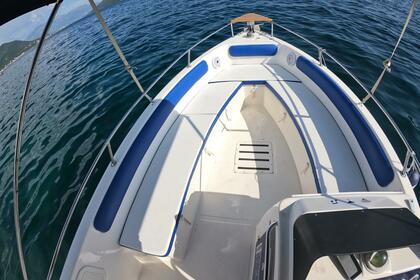 Gaia 220 (Skipper Included)