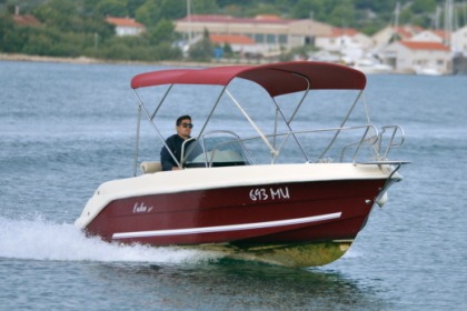 Hire Motorboat Luka Open Murter