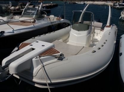Charter RIB Capelli Tempest 770 Luxe Le Lavandou