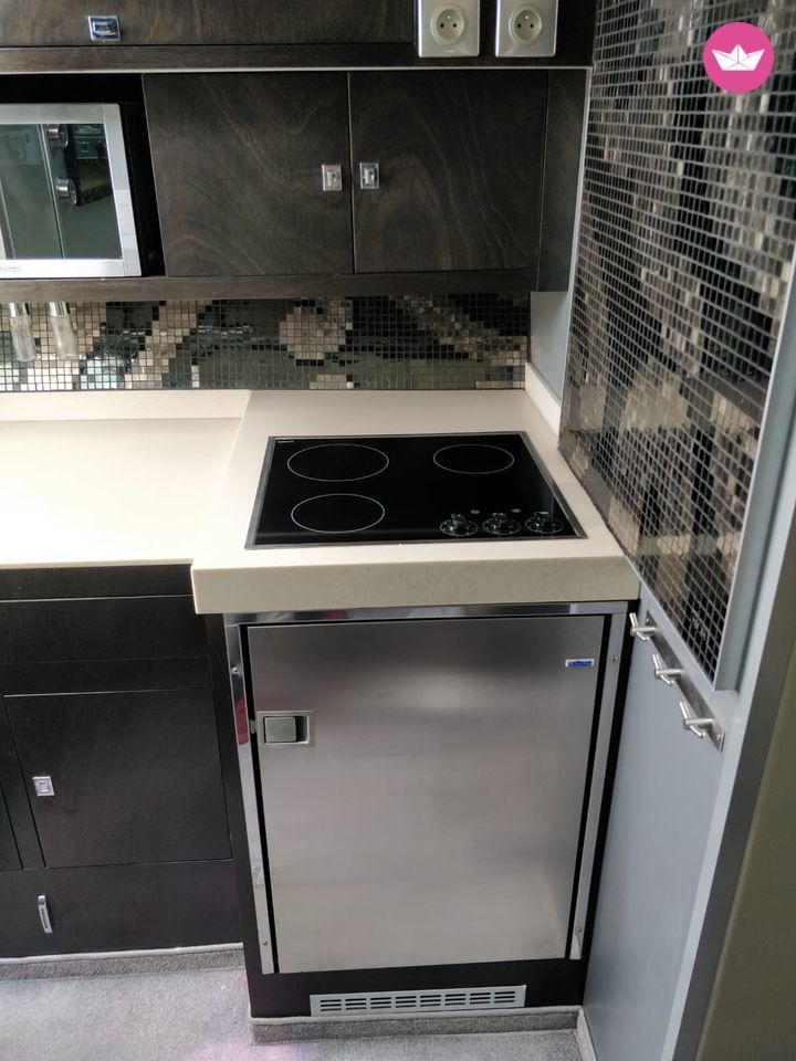 Charter Motorboat Diamond 40 Split