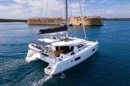 Hyra båt Katamaran Lagoon-Bénéteau Lagoon 42 - 4 + 2 cab. Grad Šibenik