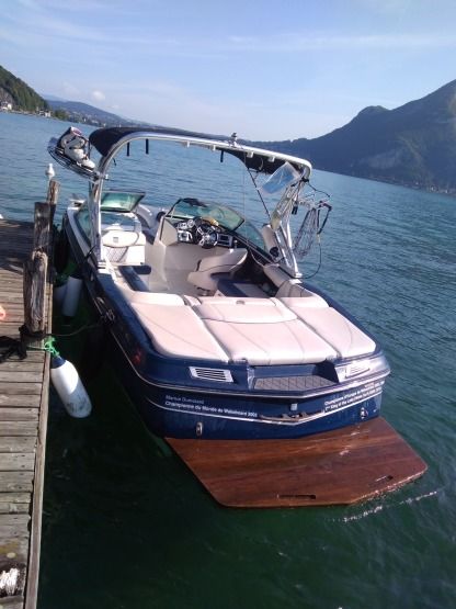 Location Bateau à moteur Mastercreft X10 Sévrier