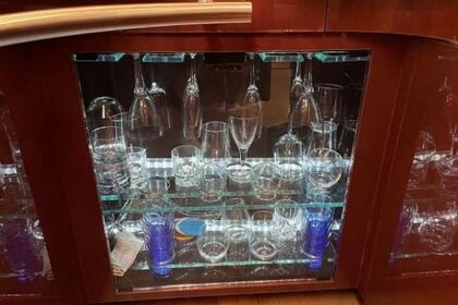 Breathtaking 65' SeaRay Yacht Rental - Immaculate!