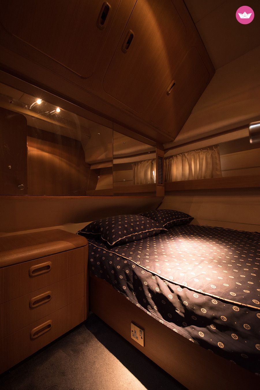 Charter Motorboat Westerley Whitewater Wolfe 46 Athens