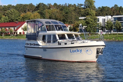 Miete Motorboot Pedro Levanto 970 Classic Waren (Müritz)