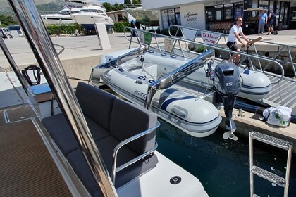 Hire Catamaran Fountaine Pajot Fountaine Pajot Elba 45 - 4 + 1 cab. Trogir