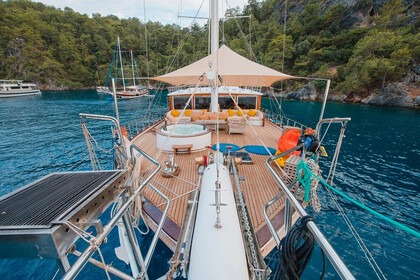 Luxury 35 Meter Gulet Charter in the Aegean