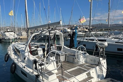 Ενοικίαση Ιστιοπλοϊκό σκάφος Beneteau Oceanis 41.1 Marina Frapa
