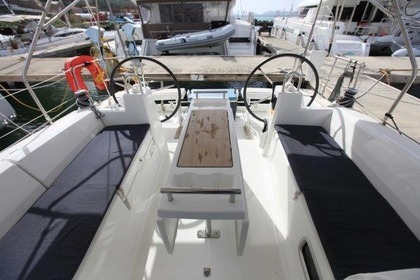 Location Voilier BENETEAU OCEANIS 35.1 Tortola