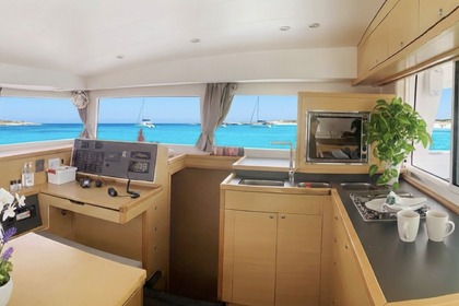 WONDERFUL CATAMARAN IN IBIZA AND FORMENTERA