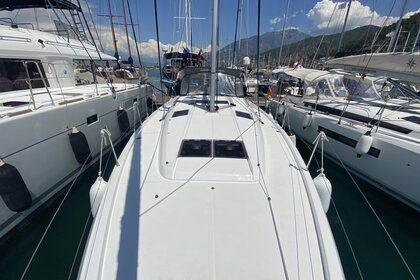 Hire Sailboat Jeanneau Sun Odyssey 440  Fethiye