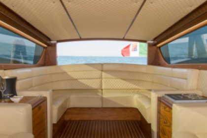 Grand Water Limousine - Imbarcazione di prestigio